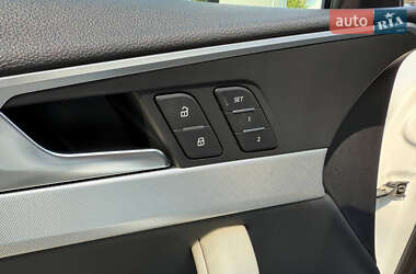 Седан Audi A4 2016 в 