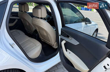 Седан Audi A4 2016 в 