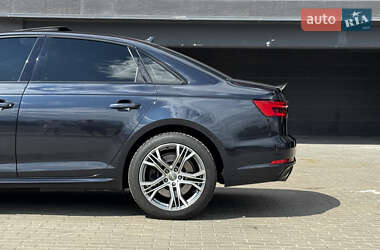 Седан Audi A4 2016 в 