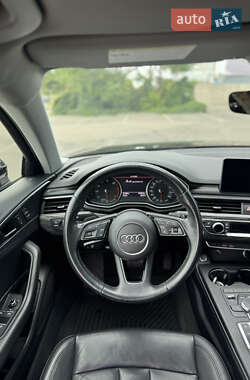 Седан Audi A4 2018 в 