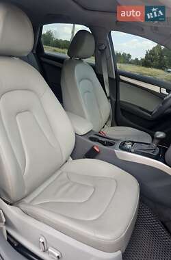 Седан Audi A4 2013 в 