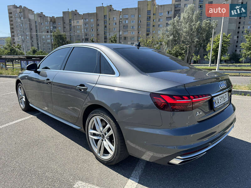 Седан Audi A4 2021 в Києві