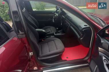 Седан Audi A4 2000 в 