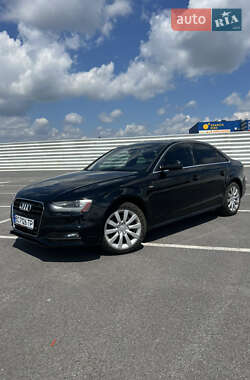 Седан Audi A4 2014 в 
