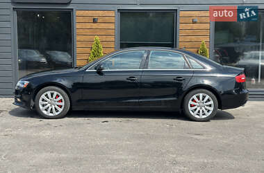 Седан Audi A4 2013 в 