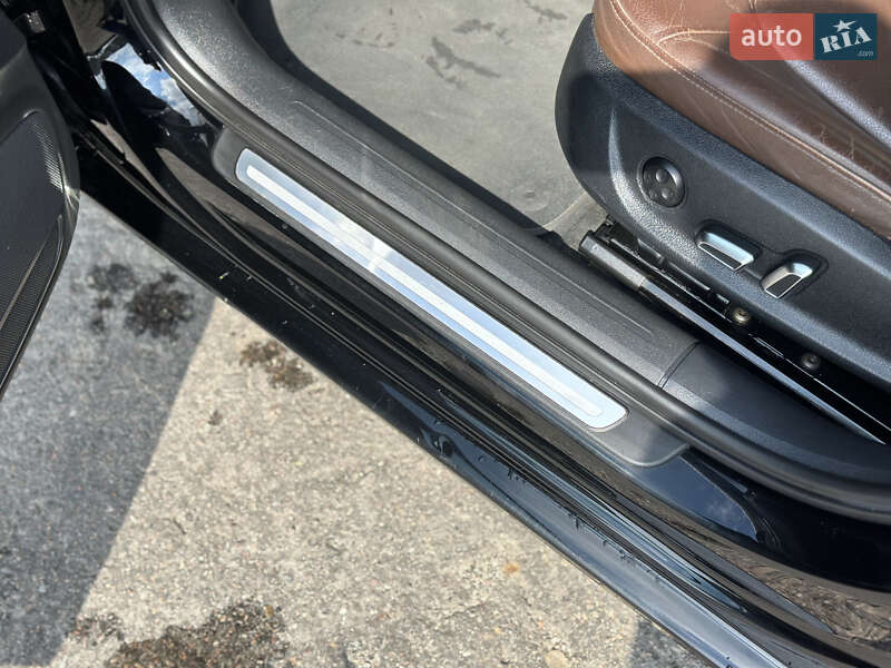 Седан Audi A4 2013 в Шептицькому