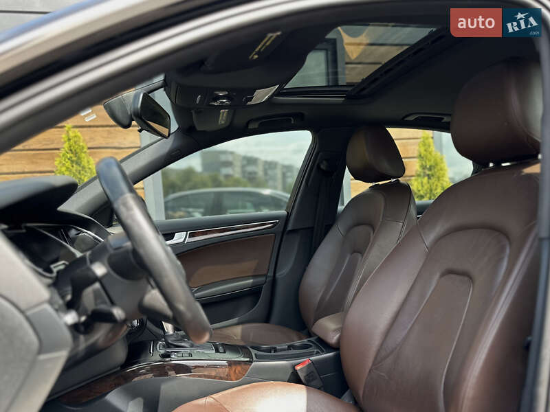 Седан Audi A4 2013 в Шептицькому