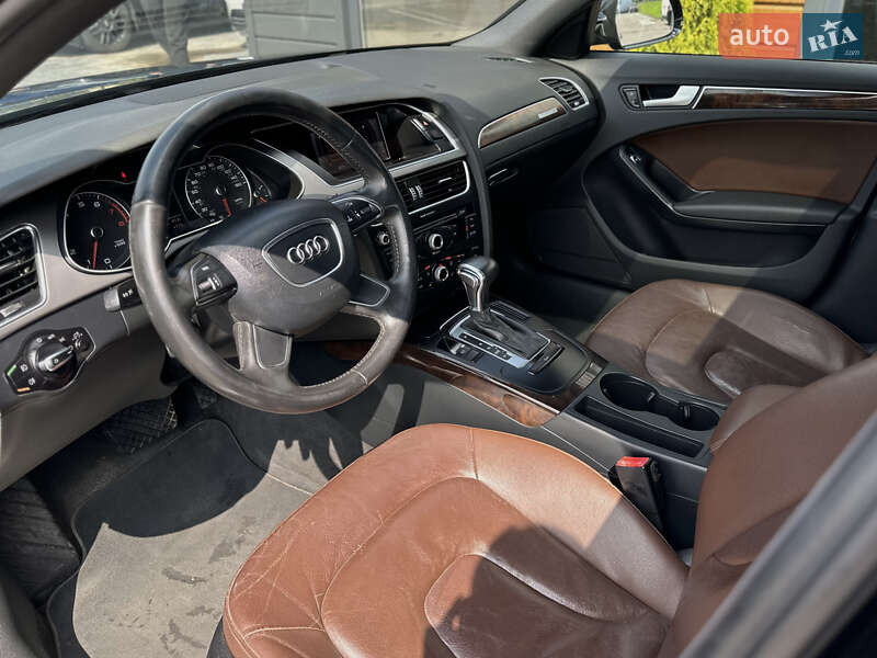 Седан Audi A4 2013 в Шептицькому