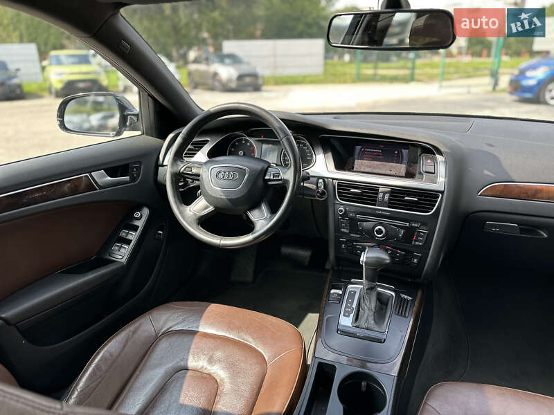 Седан Audi A4 2013 в Шептицькому