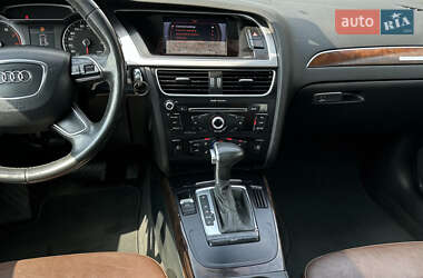 Седан Audi A4 2013 в 