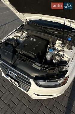 Седан Audi A4 2013 в 