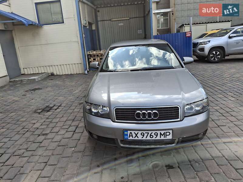 Седан Audi A4 2003 в Харькове