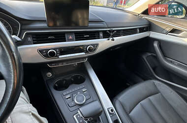 Седан Audi A4 2016 в 
