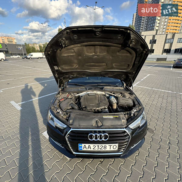 Седан Audi A4 2016 в Киеве