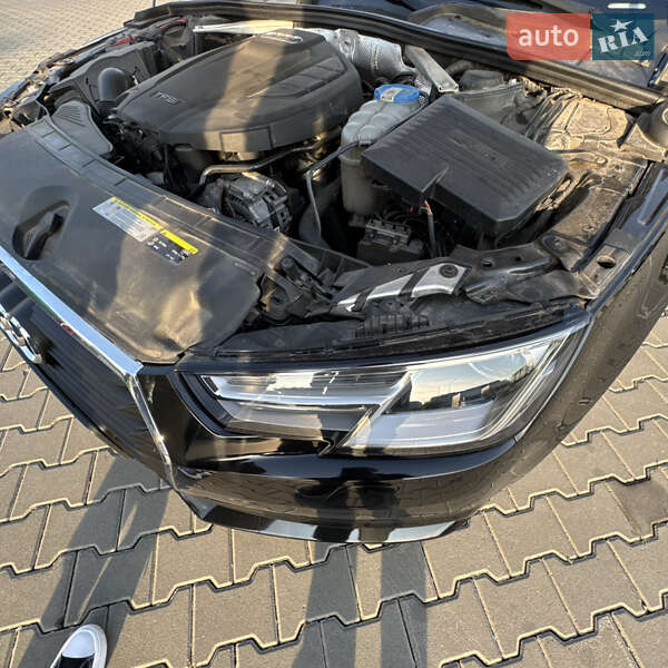 Седан Audi A4 2016 в Киеве