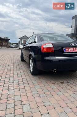 Седан Audi A4 2003 в 