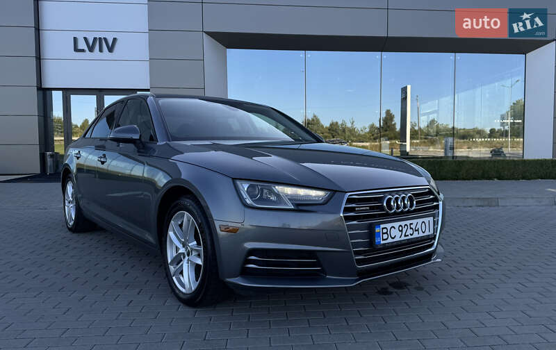 Седан Audi A4 2017 в Львові