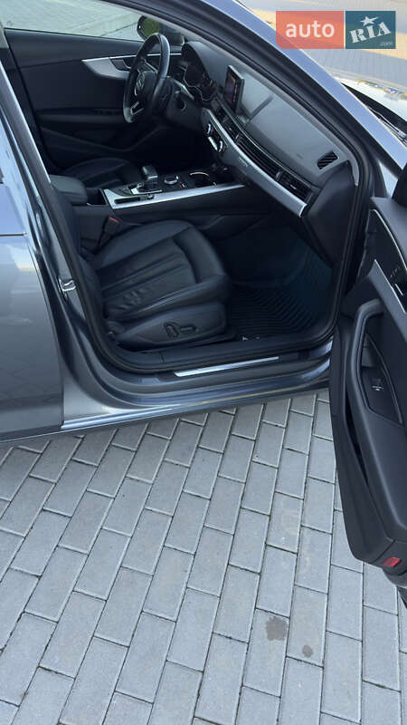 Седан Audi A4 2017 в Львові