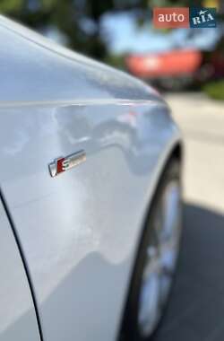 Седан Audi A4 2015 в 