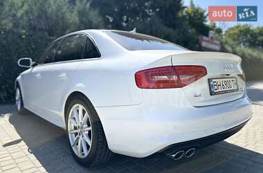 Седан Audi A4 2015 в 
