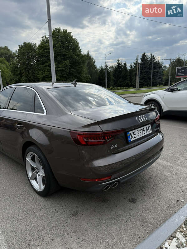 Седан Audi A4 2018 в Киеве фото 12 Седан Audi A4 2018 в Киеве