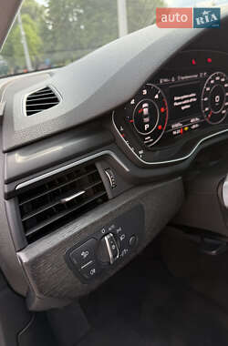 Седан Audi A4 2018 в 