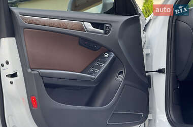 Седан Audi A4 2015 в 