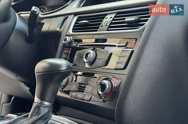 Седан Audi A4 2015 в 