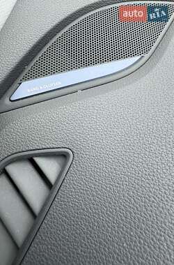 Седан Audi A4 2018 в 