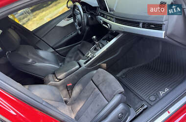 Седан Audi A4 2017 в 