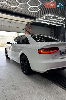 Седан Audi A4 2013 в 