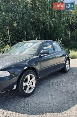 Седан Audi A4 1999 в 