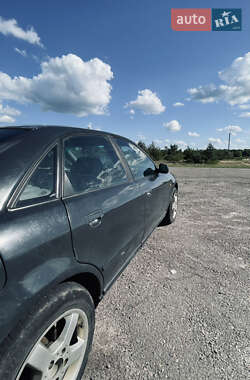 Седан Audi A4 1999 в 