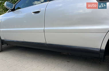 Седан Audi A4 2001 в 