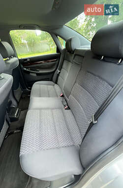 Седан Audi A4 2001 в 