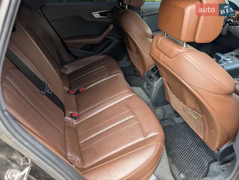 Седан Audi A4 2016 в Сумах