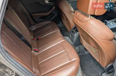 Седан Audi A4 2016 в 