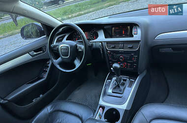 Седан Audi A4 2009 в 