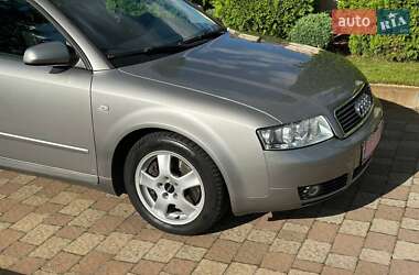 Универсал Audi A4 2004 в 