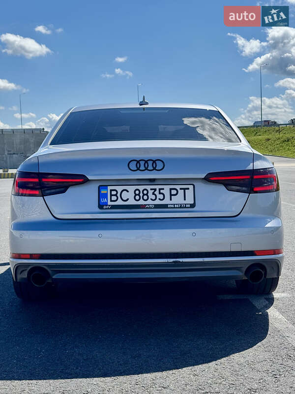 Седан Audi A4 2017 в Львові