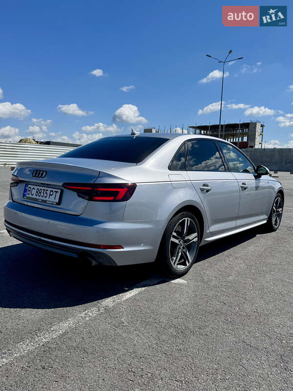 Седан Audi A4 2017 в Львові