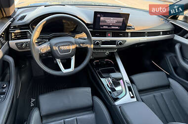 Седан Audi A4 2023 в 