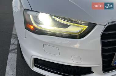 Седан Audi A4 2015 в 