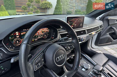 Седан Audi A4 2018 в 