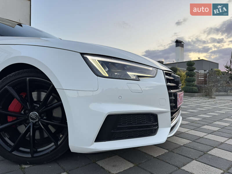 Седан Audi A4 2018 в Стрию