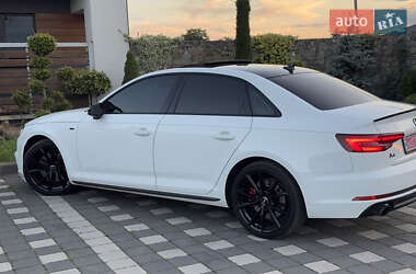 Седан Audi A4 2018 в 