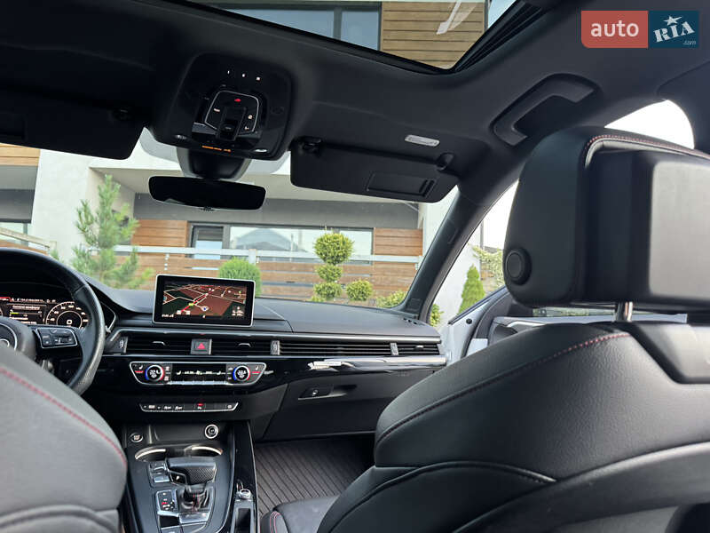 Седан Audi A4 2018 в Стрию