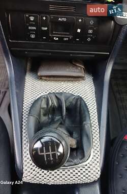 Универсал Audi A4 2001 в 