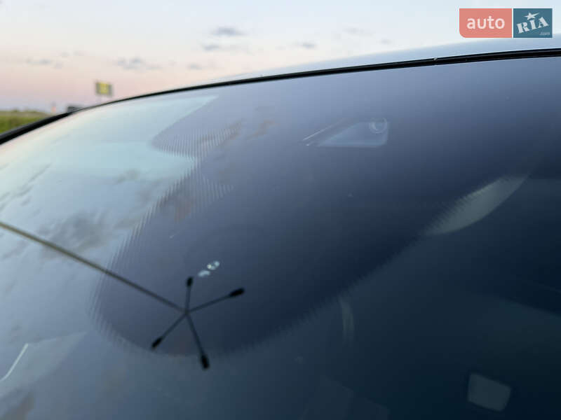 Седан Audi A4 2017 в Львові