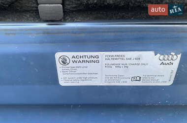 Седан Audi A4 2001 в 